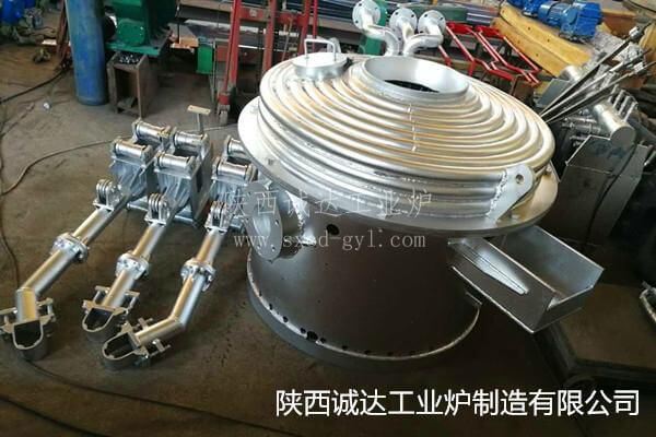 100KG試驗(yàn)電爐生產(chǎn)過程（三）